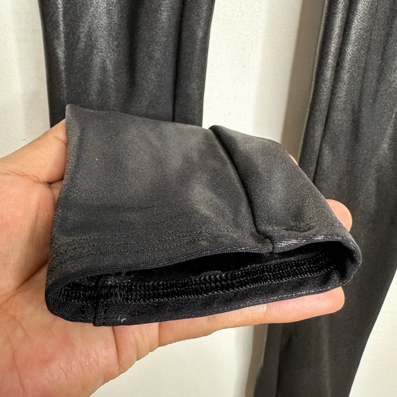 Spanx Faux Leather Leggings Size Small - Picture 7 of 12